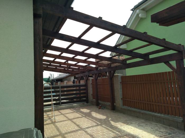 Betonové ploty, přístřešky a pergoly — realizace 12