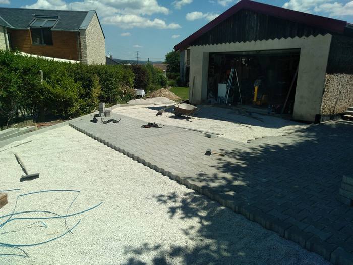 Betonové ploty, přístřešky a pergoly — realizace 14