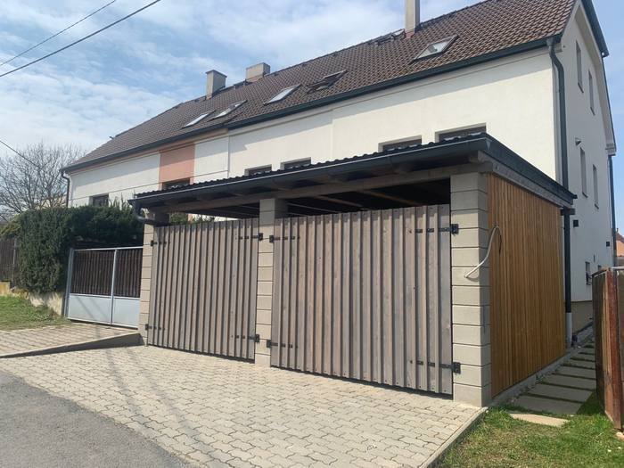 Betonové ploty, přístřešky a pergoly — realizace 17